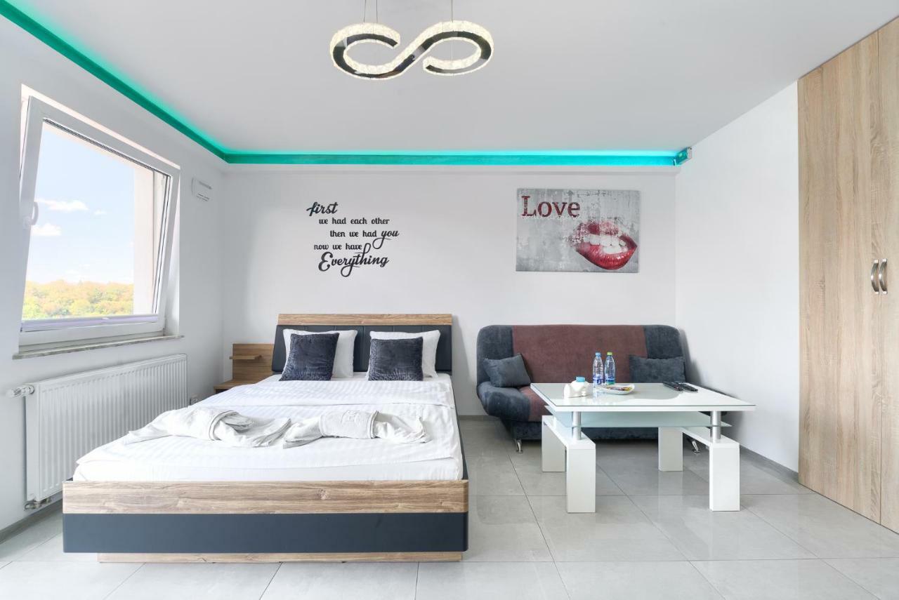 Good Day Apartments- Private Parking New Town Estetino Exterior foto